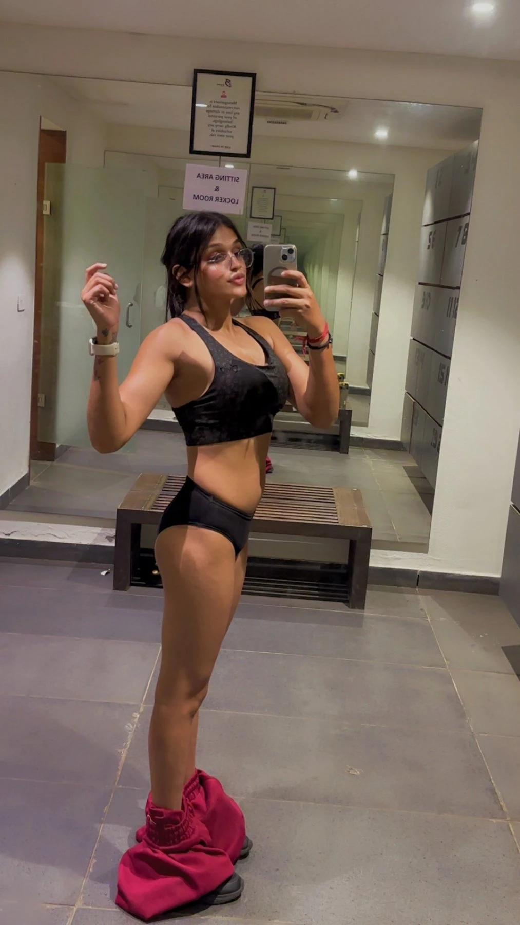 Naira – Indian escort in Ahmedabad — 9 / 22