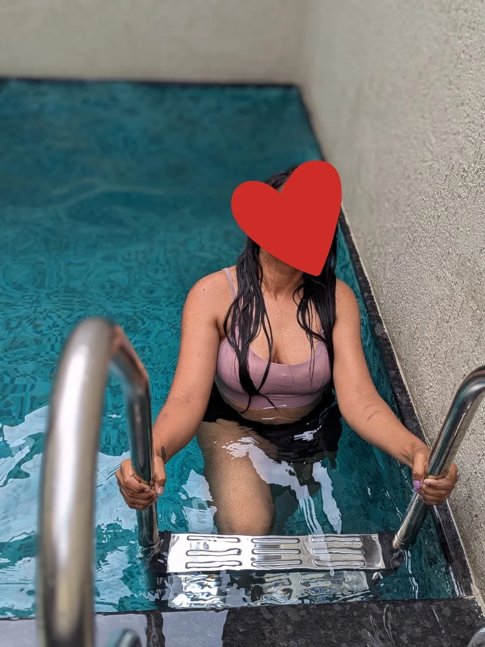 Neha – Indian escort in Bangalore, Escort, Banga