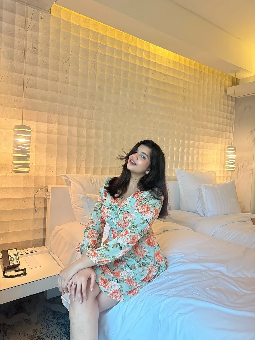 Parniti – Indian escort in Chennai — 2 / 3