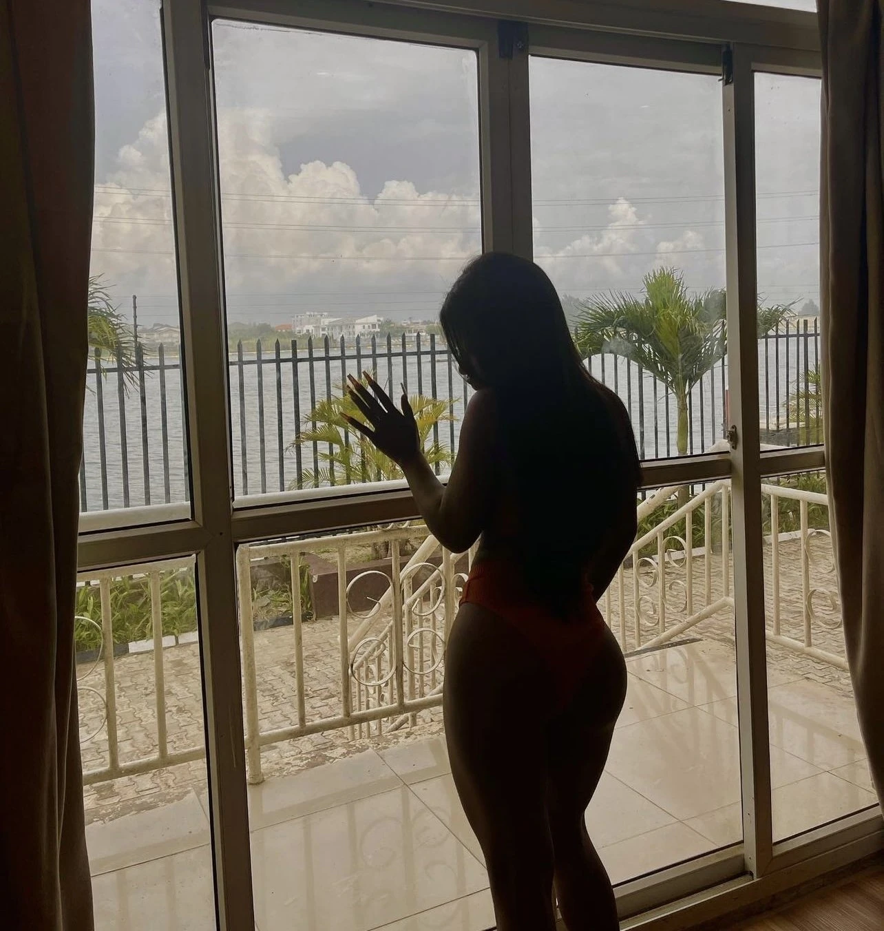 Bella – escort in Larnaca — 3 / 5