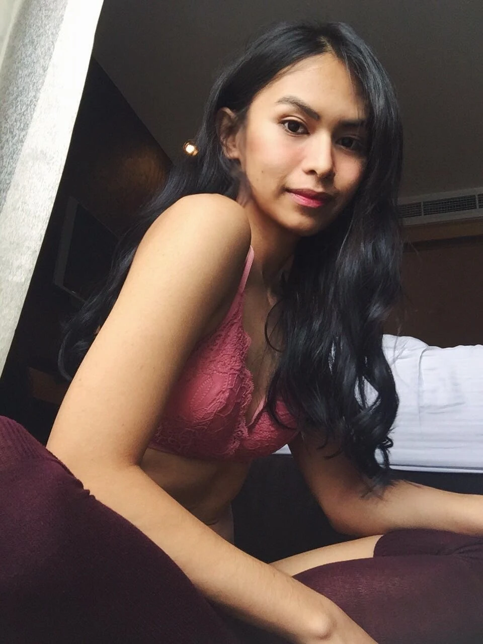 Pamela – Filipino escort in Hong Kong — 3 / 13