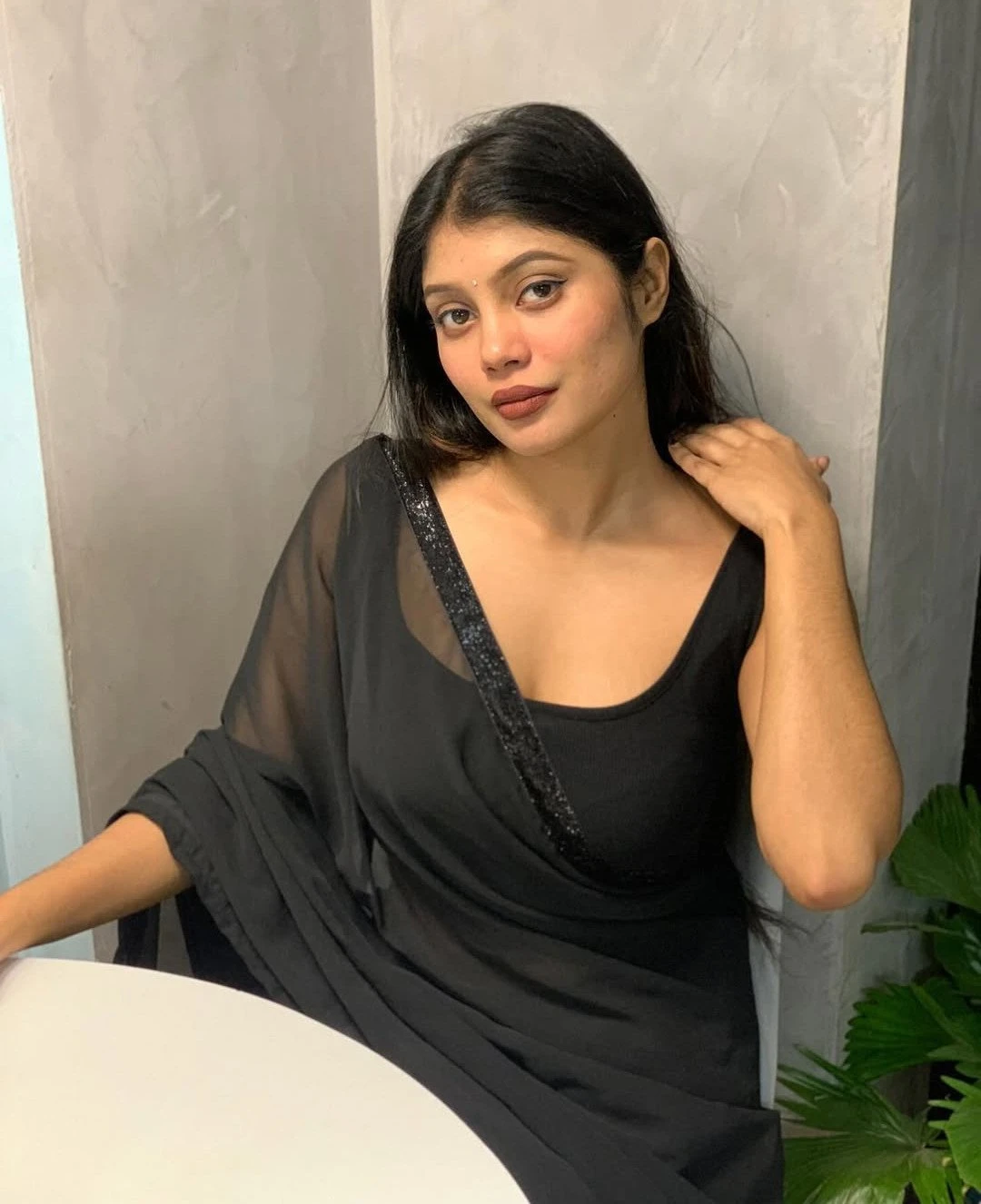 Ruchi Sharma – Indian escort in Bangalore — 3 / 4