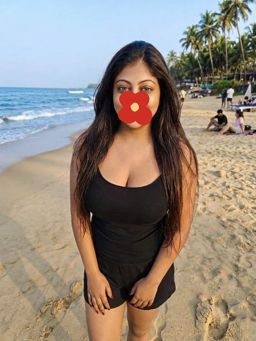 Simmy Here for Real Meet & Cam – Indian escort in Bangalore — 3 / 7