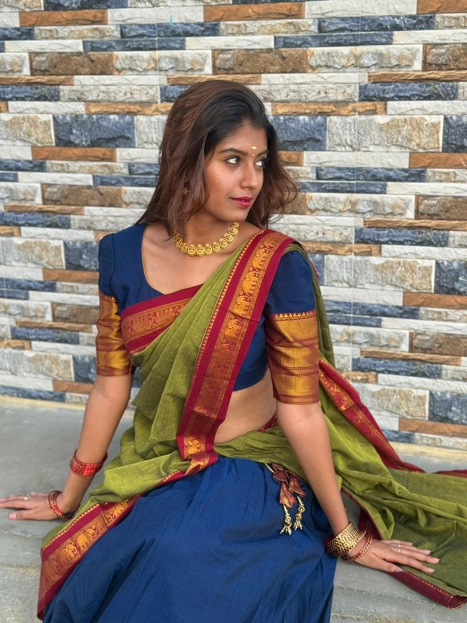 High Class Model Available Star Hotel – escort in Chennai — 1 / 2