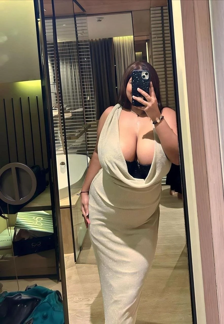 Paroo – Indian escort in Gurgaon — 3 / 7