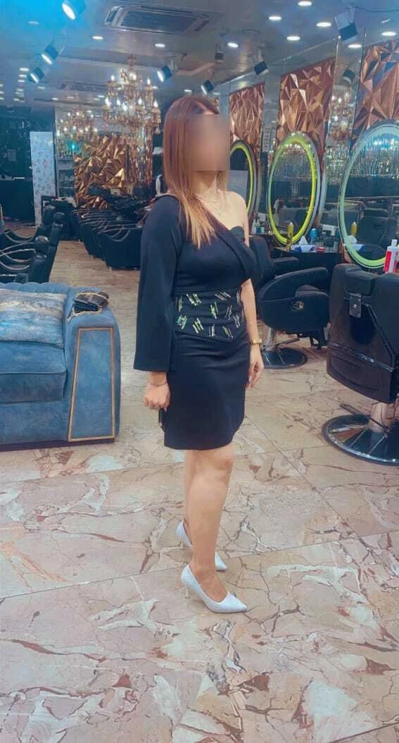 Lubna Intimacy Indian Queen in Dubai – Indian escort in Bangalore — 5 / 14