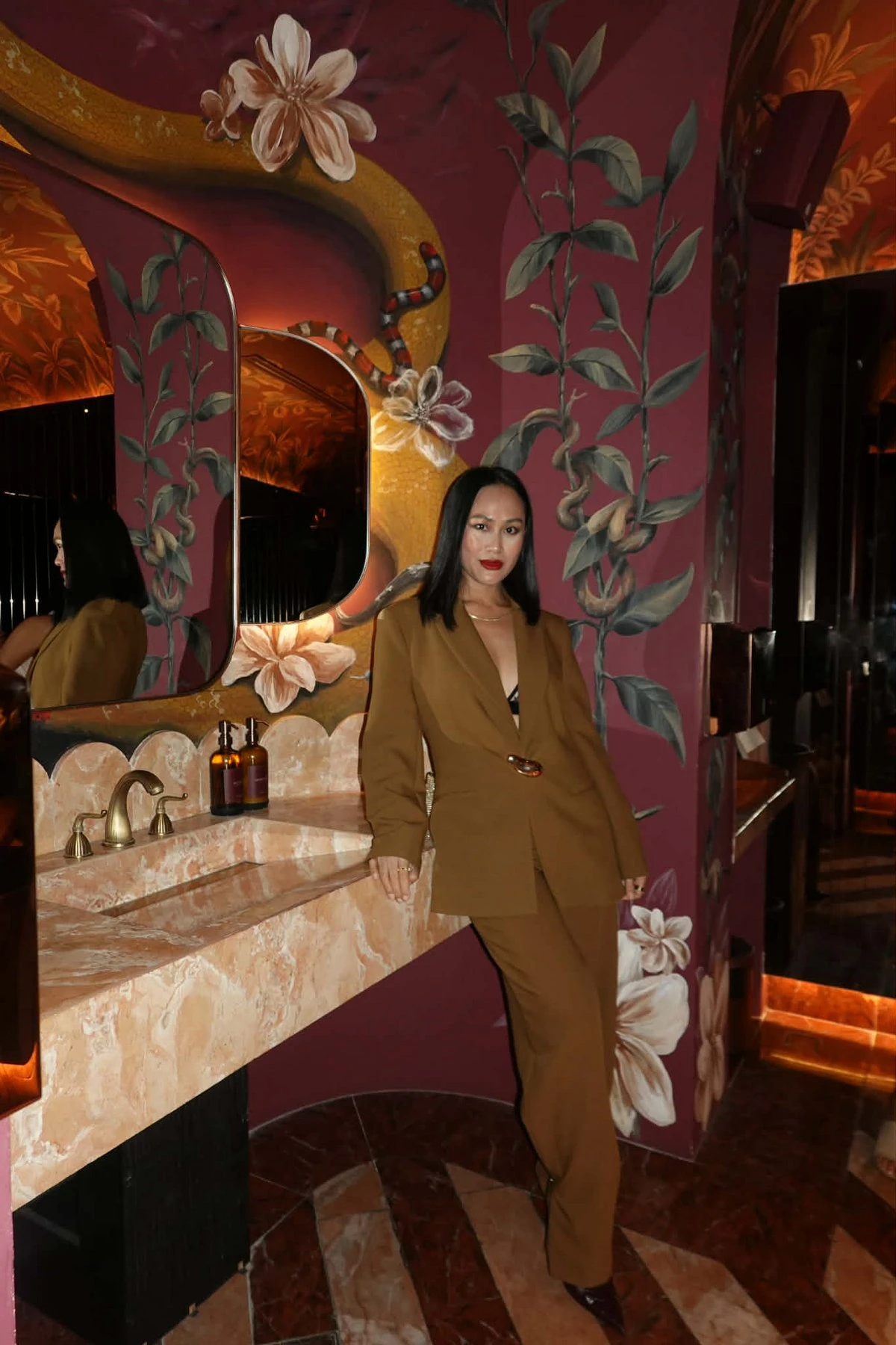 Elite Courtesan GFE – Filipino escort in Hong Kong — 12 / 13