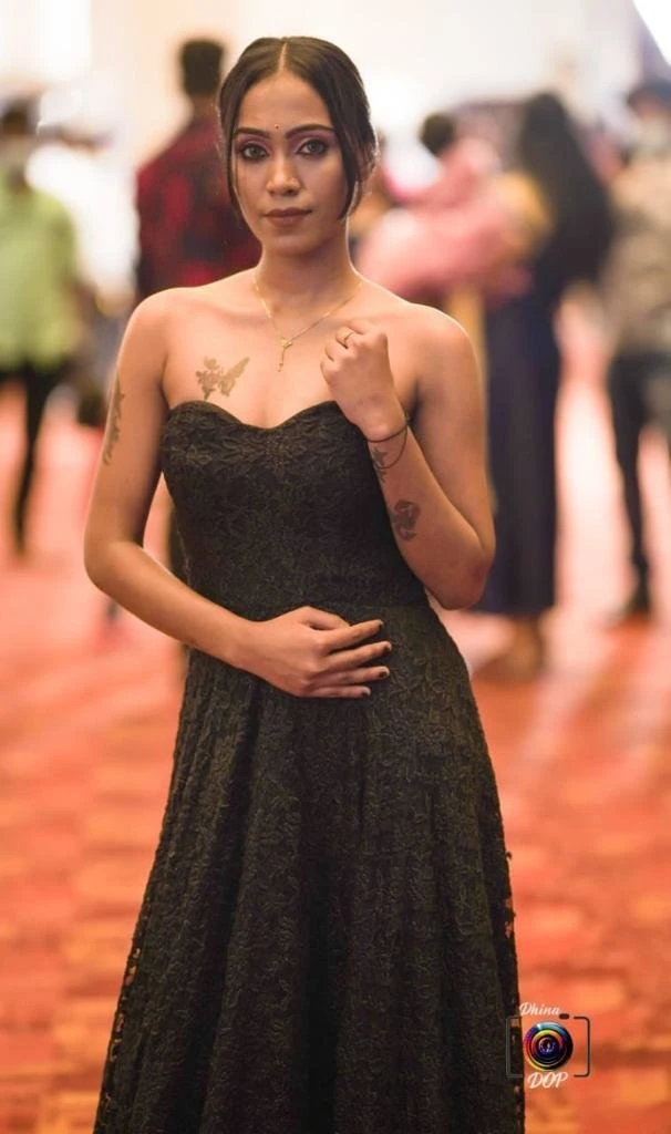 Sunny – Indian escort in Bangalore — 11 / 13