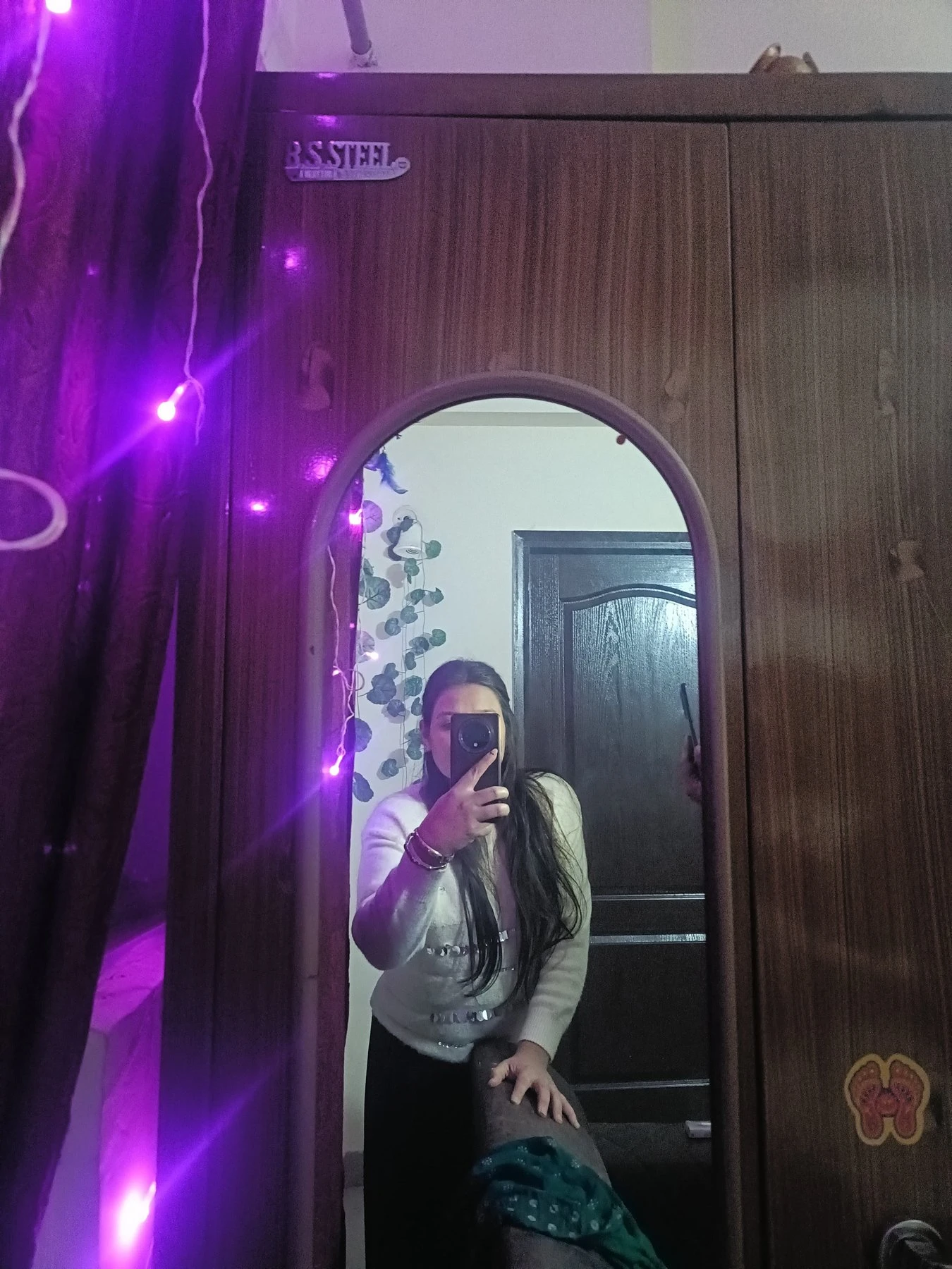 Urvashi independent – Indian escort in Greater Noida — 2 / 7