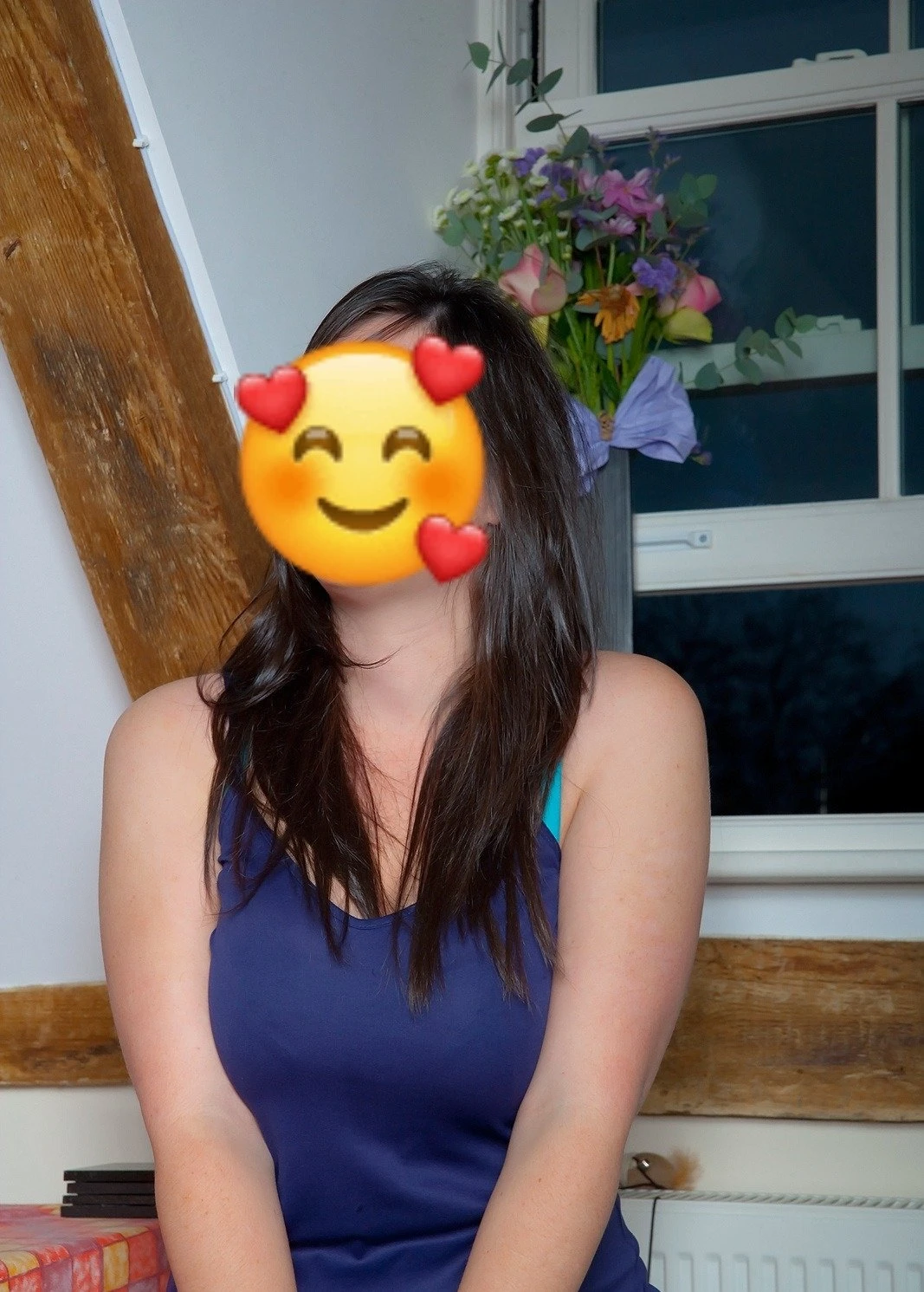 TUBA KHAN Online WEBCAM – Indian escort in Ahmedabad — 15 / 17