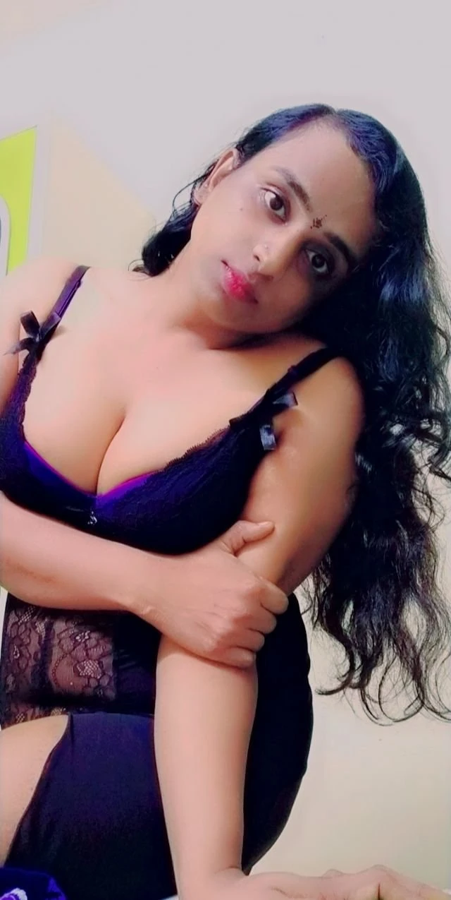 Nandhini Chennai cam show + Direct meet – Indian escort in Chennai — 5 / 7
