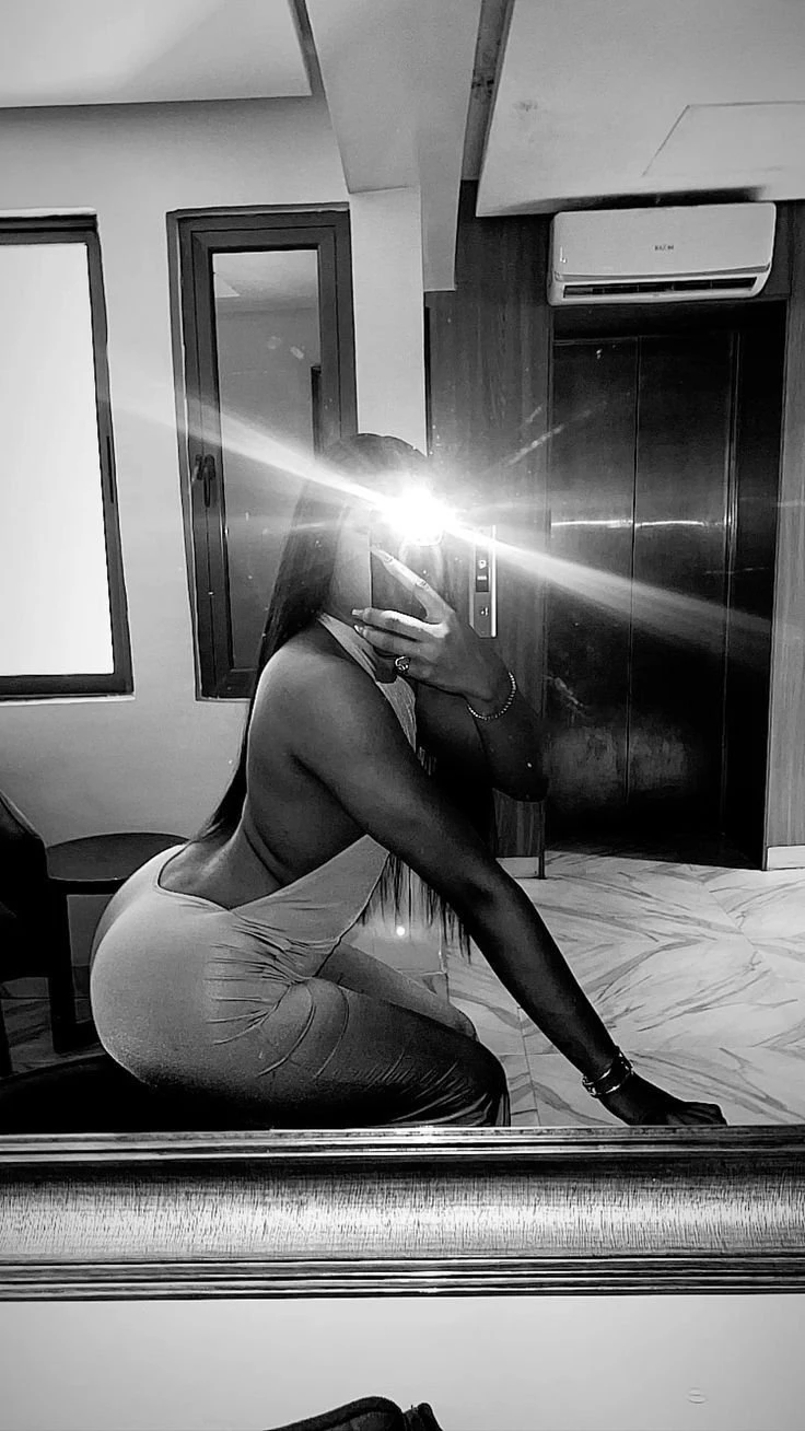 Elicia – Gambian escort in Cotonou — 3 / 5
