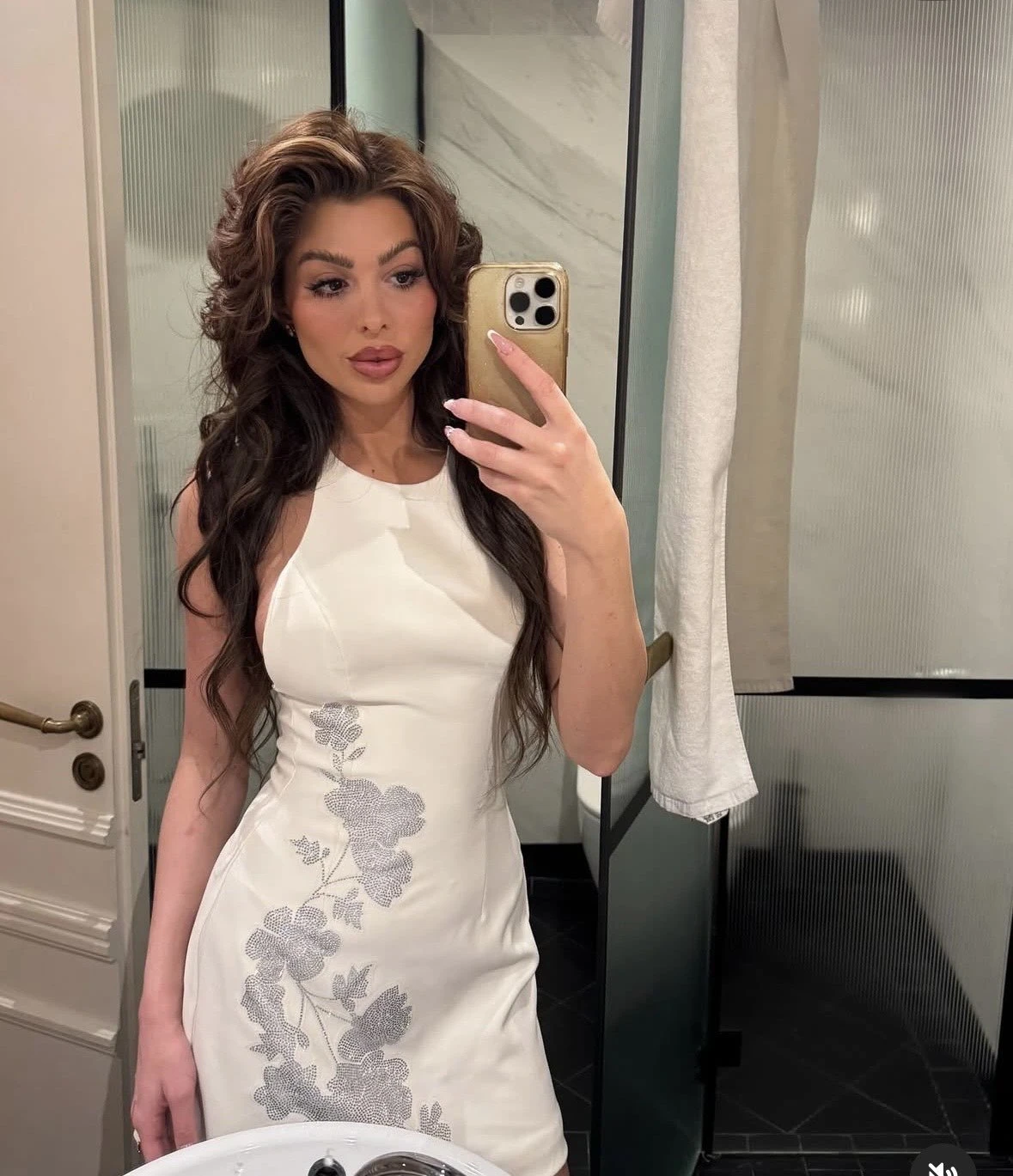 EUROPEAN Model Vvivienne TOURING IN HK – escort in Hong Kong — 8 / 15