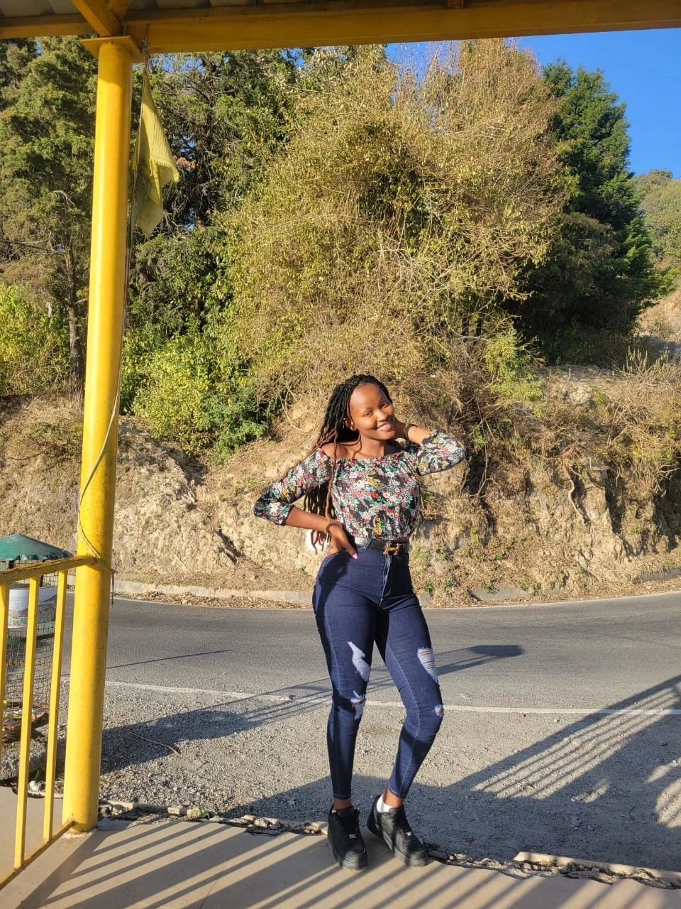 Siri – Angolan escort in Dehradun, Uttarakhand — 2 / 3