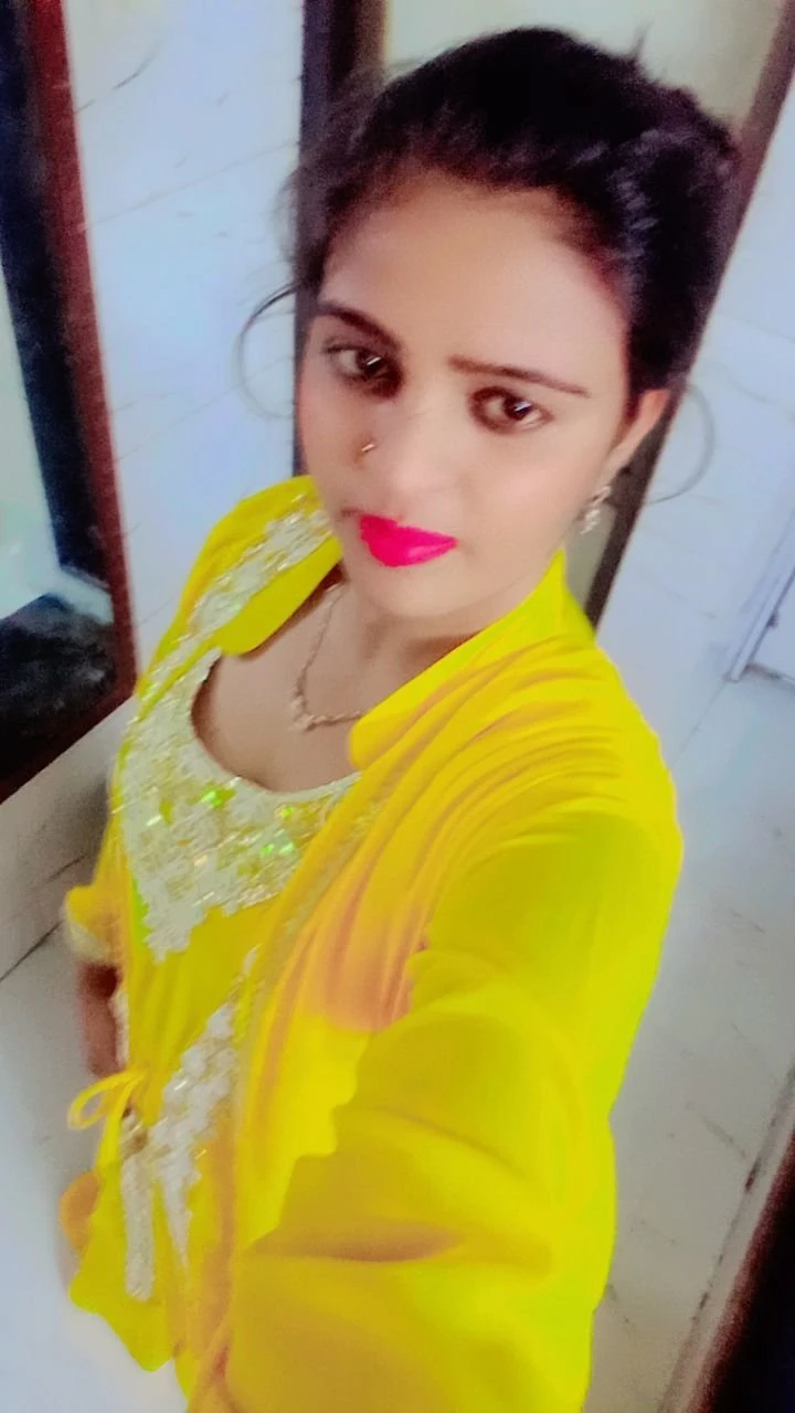 Jyoti Cam Show and Real Meet Available – Indian escort in Bangalore — 2 / 4