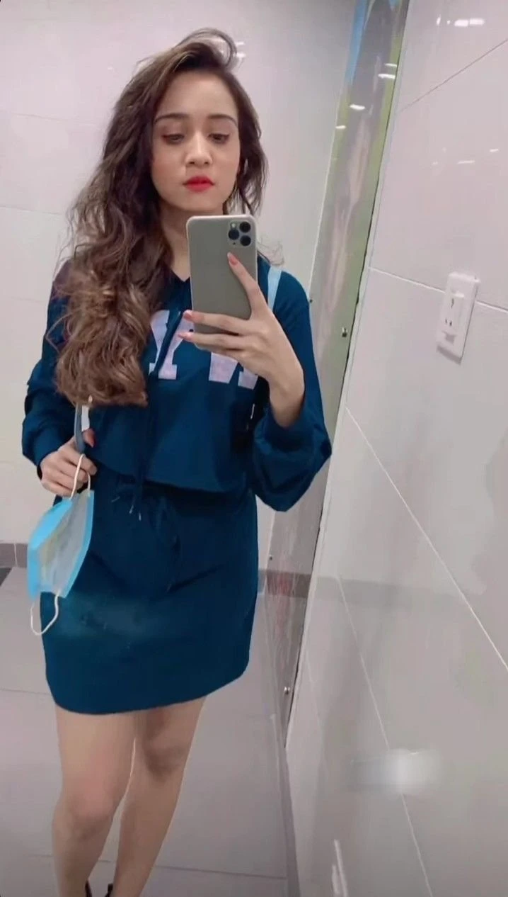Puja (independent) Real meet or cam – Indian escort in Bangalore — 2 / 5