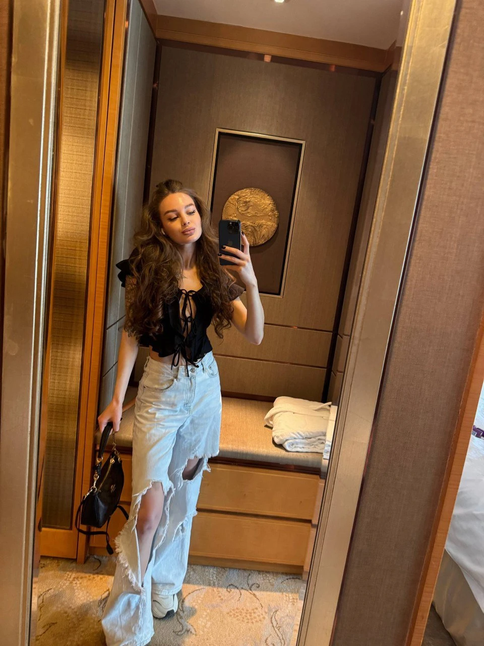 Scarlett – Russian escort in Hong Kong — 4 / 13
