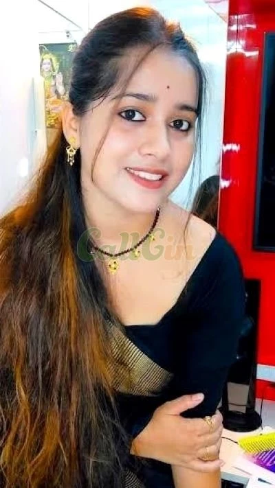 Pooja Singh – escort in Bangalore — 3 / 8