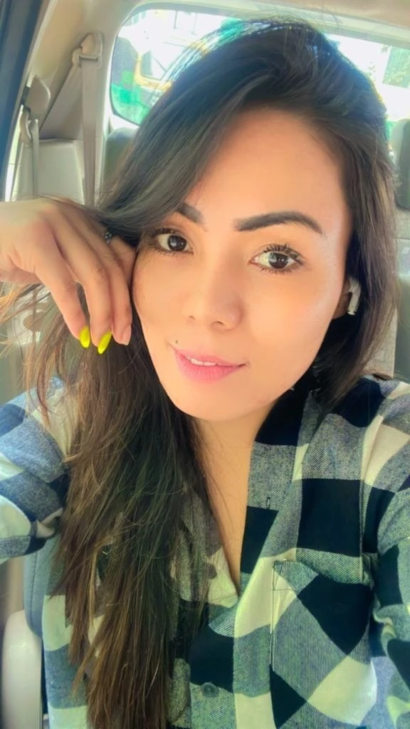 Komal Sharma – Indian escort in Bangalore — 4 / 7