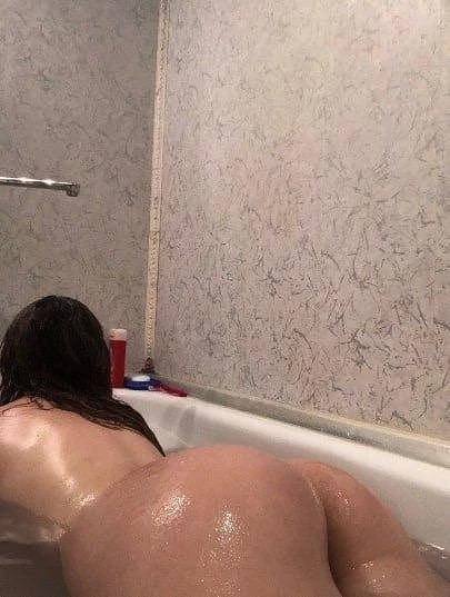 Olya – Russian escort in Hong Kong — 2 / 7