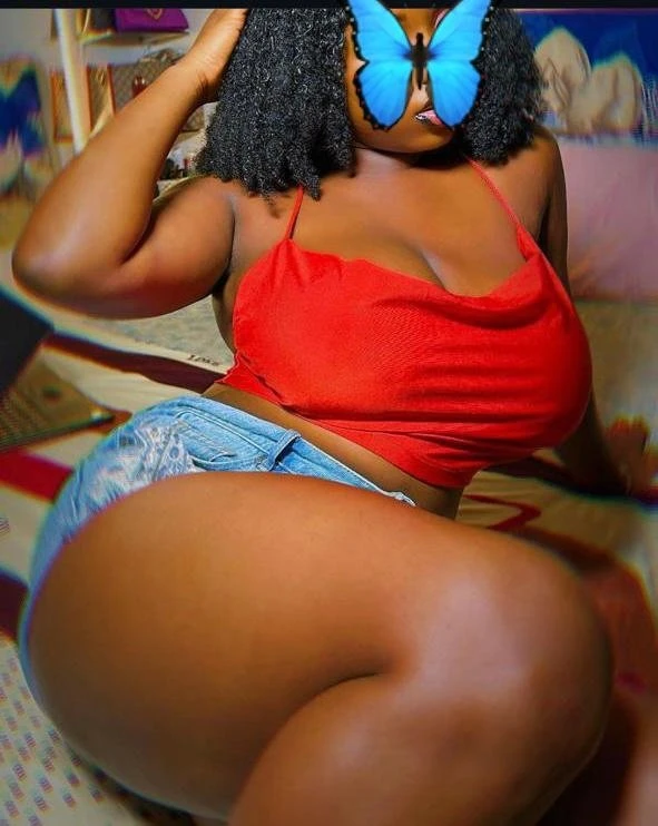 Nova – escort in Bangalore — 1 / 6