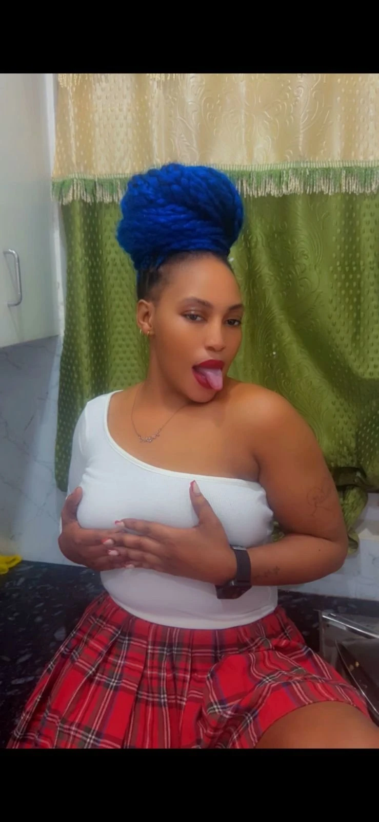 Zara – South African escort in Bhopal — 3 / 5