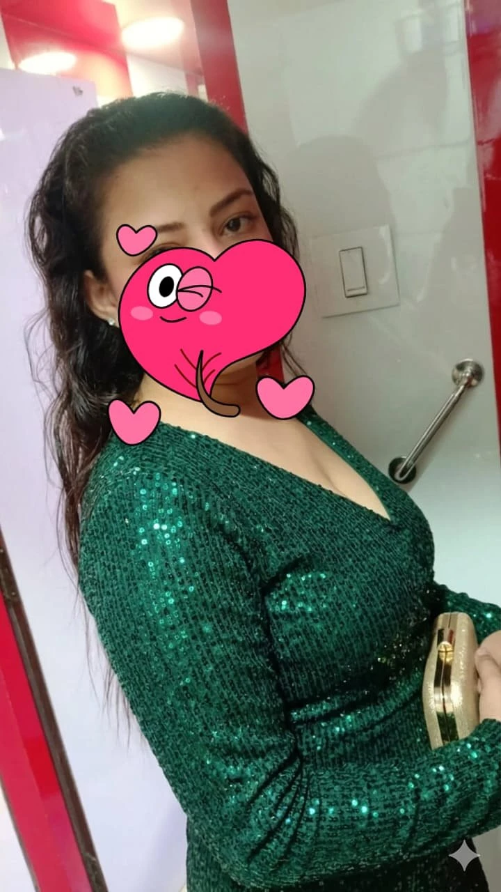 Kajal – Indian escort in Bangalore — 5 / 7