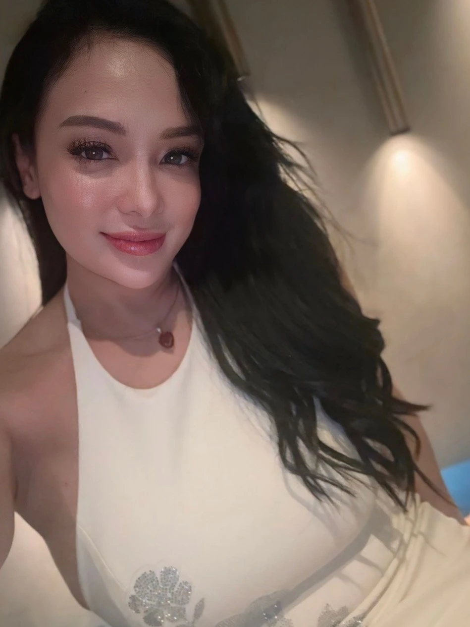 Arianna Ann Independent 🦋 – Filipino escort in Hong Kong — 17 / 18