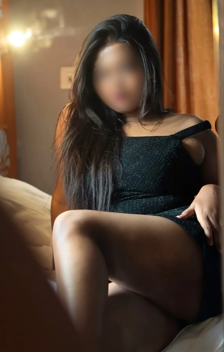 Independent Nitya || Private Meetings🥀 – Indian escort in Bangalore — 2 / 4