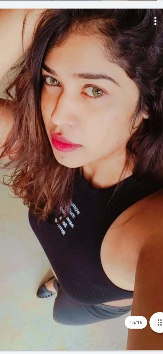 Khushi Sharma – Indian escort agency in Bangalore — 2 / 3