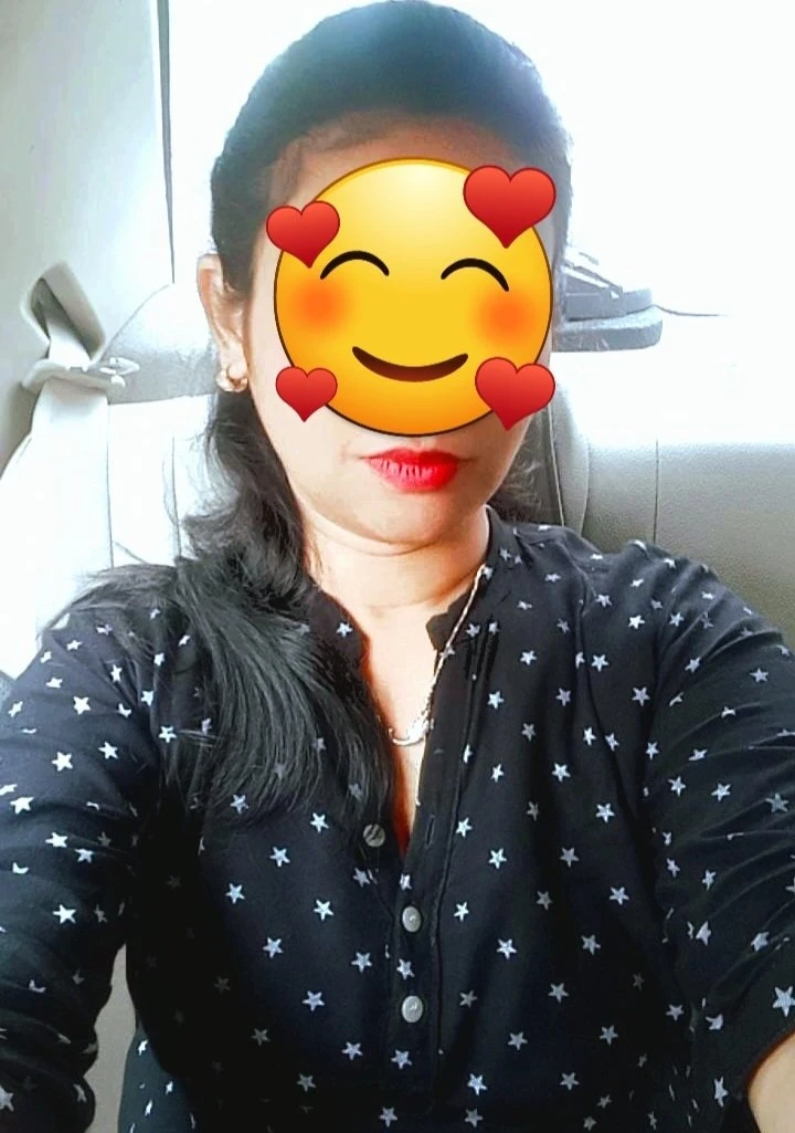 Aadhya Real Meeting – Indian escort in Bangalore — 2 / 6