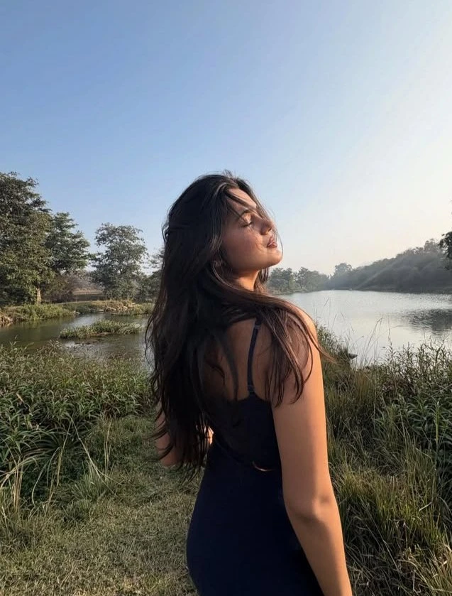 Lavanya escort booking 299 advance – Indian escort in Ahmedabad — 7 / 8