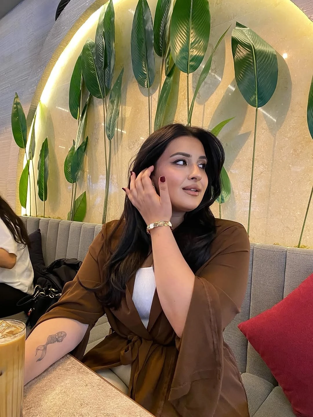Vanshi – escort in Guwahati — 2 / 3