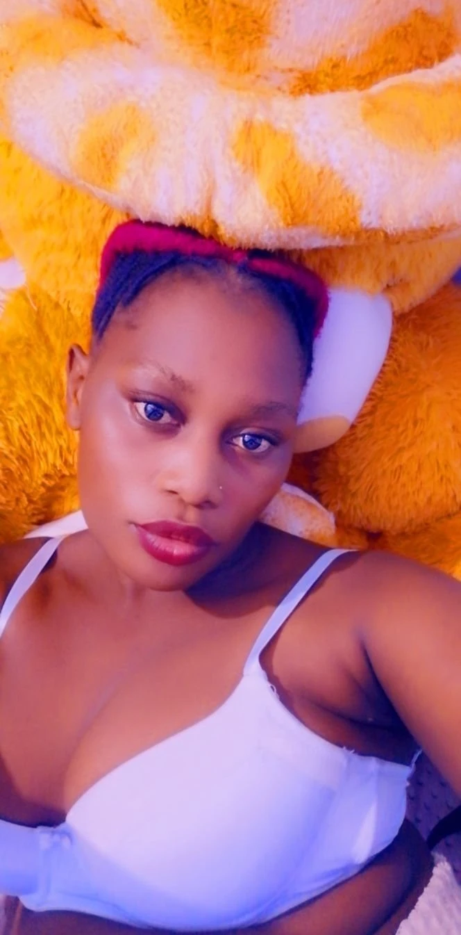 Trisha – Angolan escort in Bangalore — 4 / 7