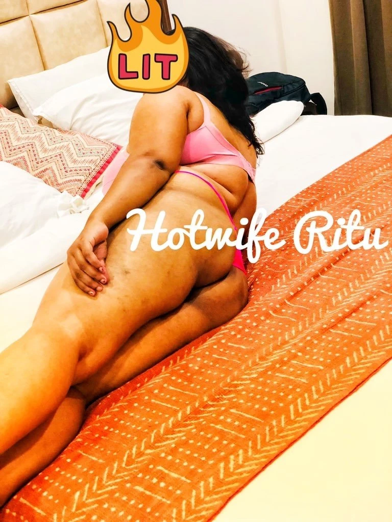 Hottie Ritu – Indian escort in Bangalore — 25 / 30