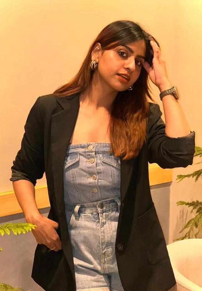 Anjali Sharma – escort in Bangalore — 4 / 5