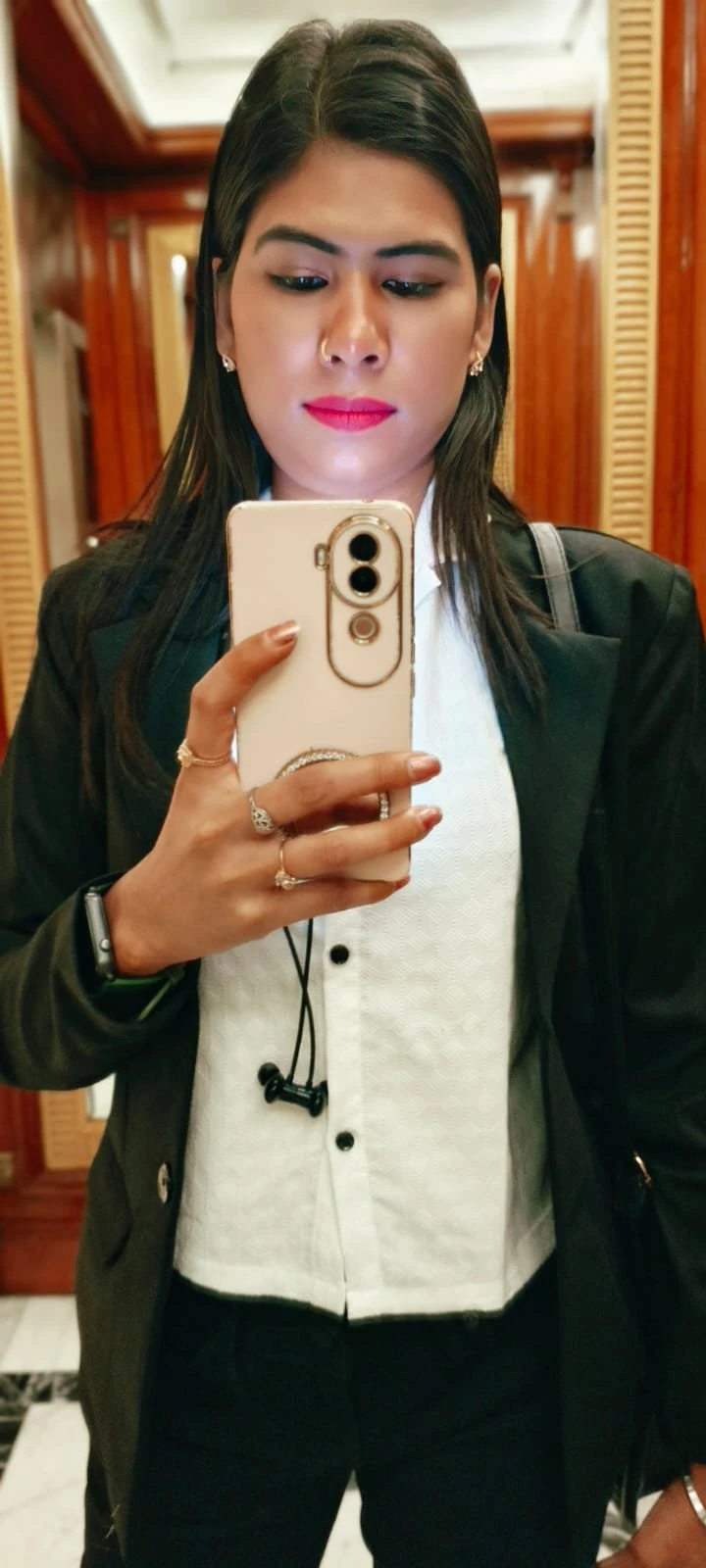 Sweet Independent Real Meet – escort in Bangalore — 3 / 5