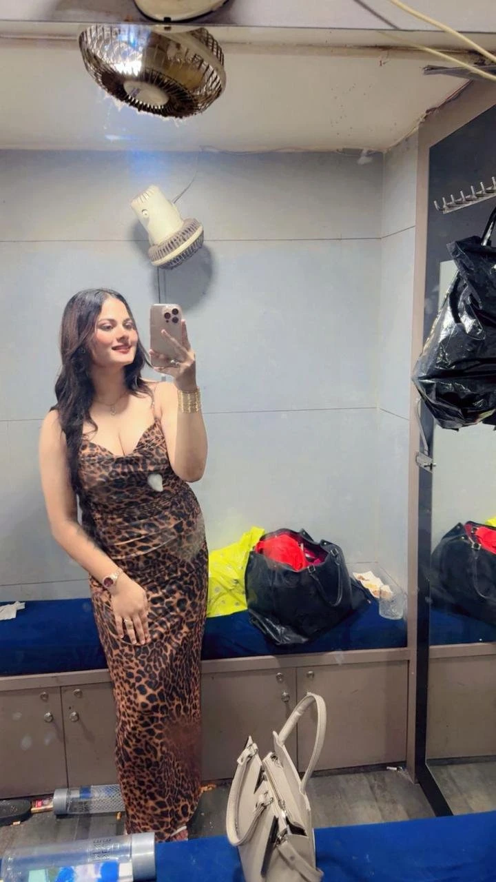 Ishita – Indian escort in Hong Kong — 7 / 11