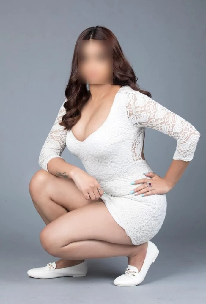 Sush here lets party today – Indian escort in Bangalore — 4 / 13