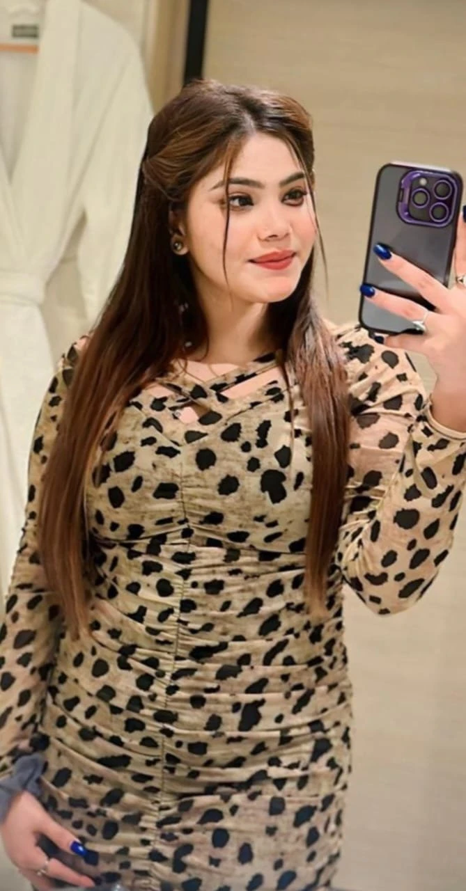 Divya Roy – Indian escort in Bangalore — 4 / 5