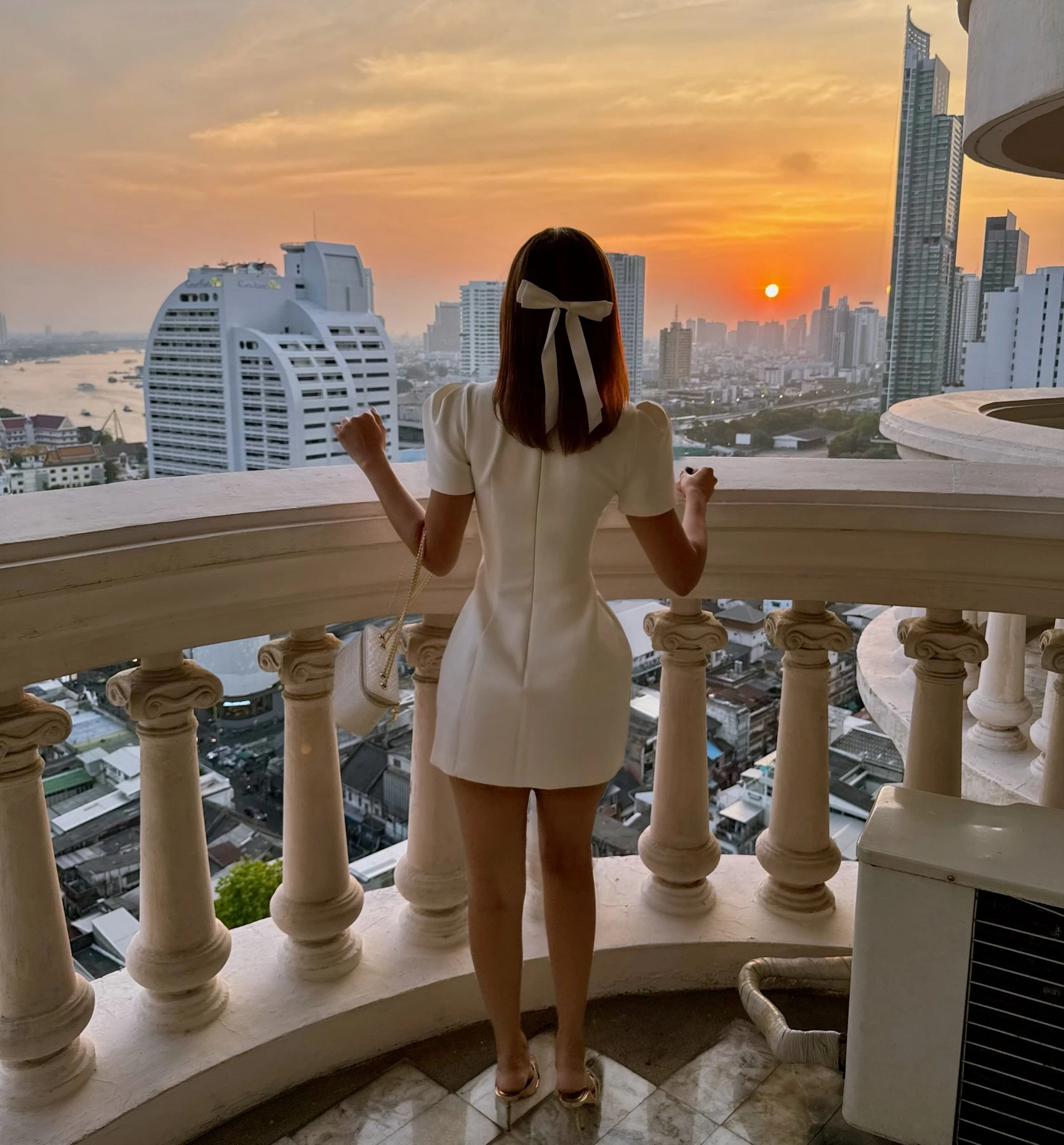Avery Laurent – Egyptian escort in Bangalore — 11 / 15