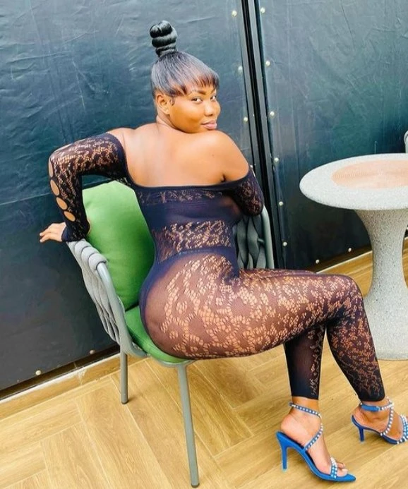 Shamie – South African escort in Bangalore — 4 / 7