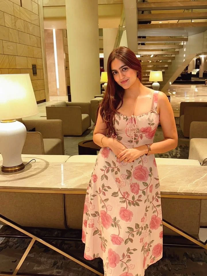 Yogita – Indian escort in Ahmedabad — 5 / 6