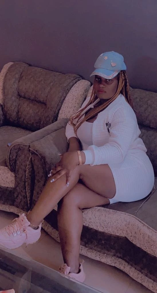 Charity – Rwandan escort in Chandigarh — 3 / 6