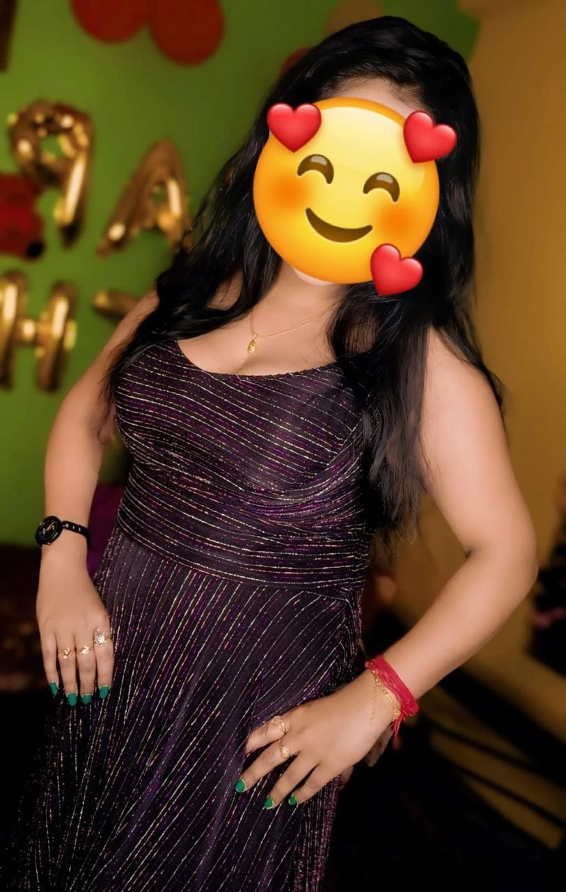 Kirti Independent Girl Cam & Real Meet – Indian escort in Greater Noida — 2 / 5