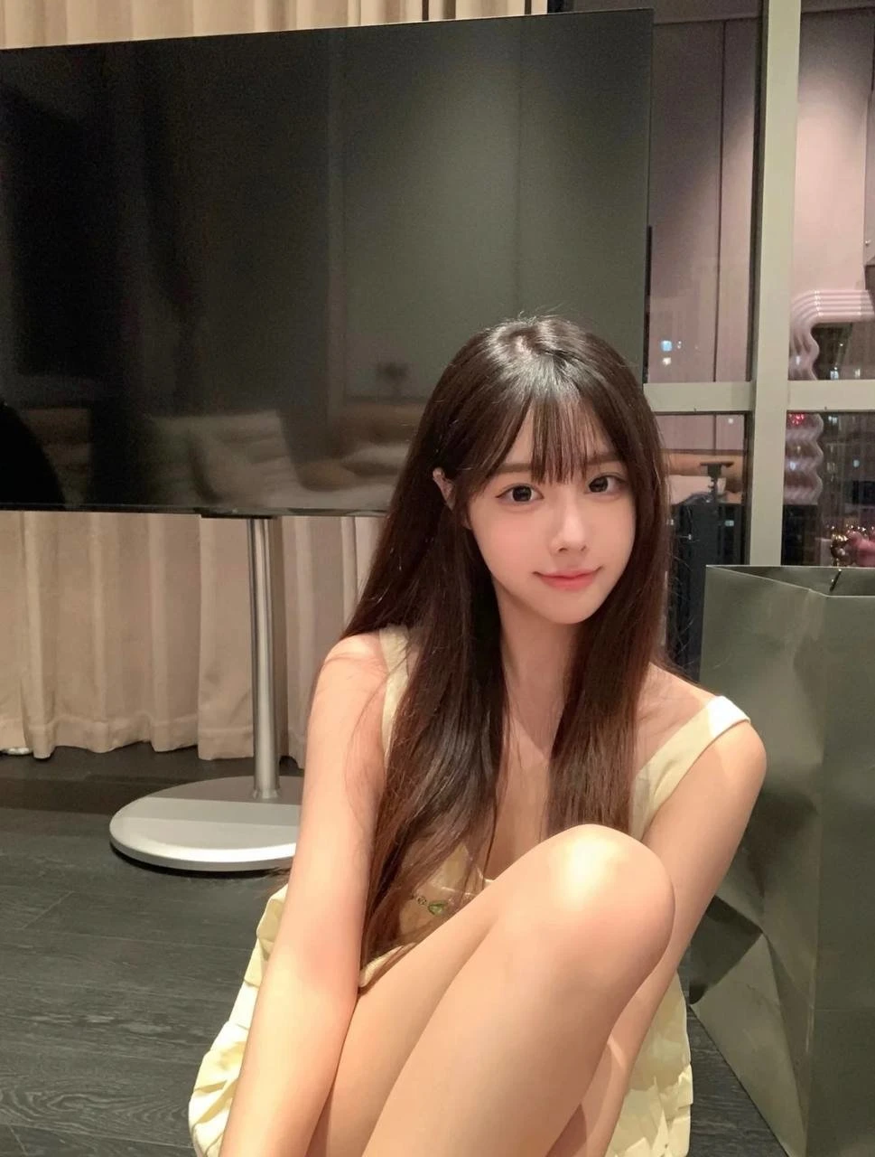 Yoyo – Chinese escort in Hong Kong — 5 / 7