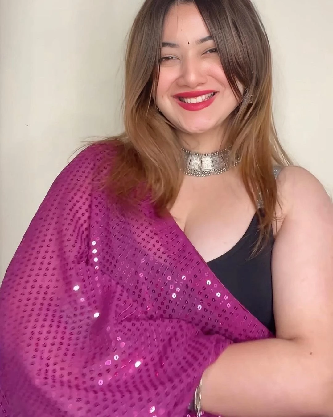 Vedika Escorts Service – Indian escort in Bangalore — 3 / 4