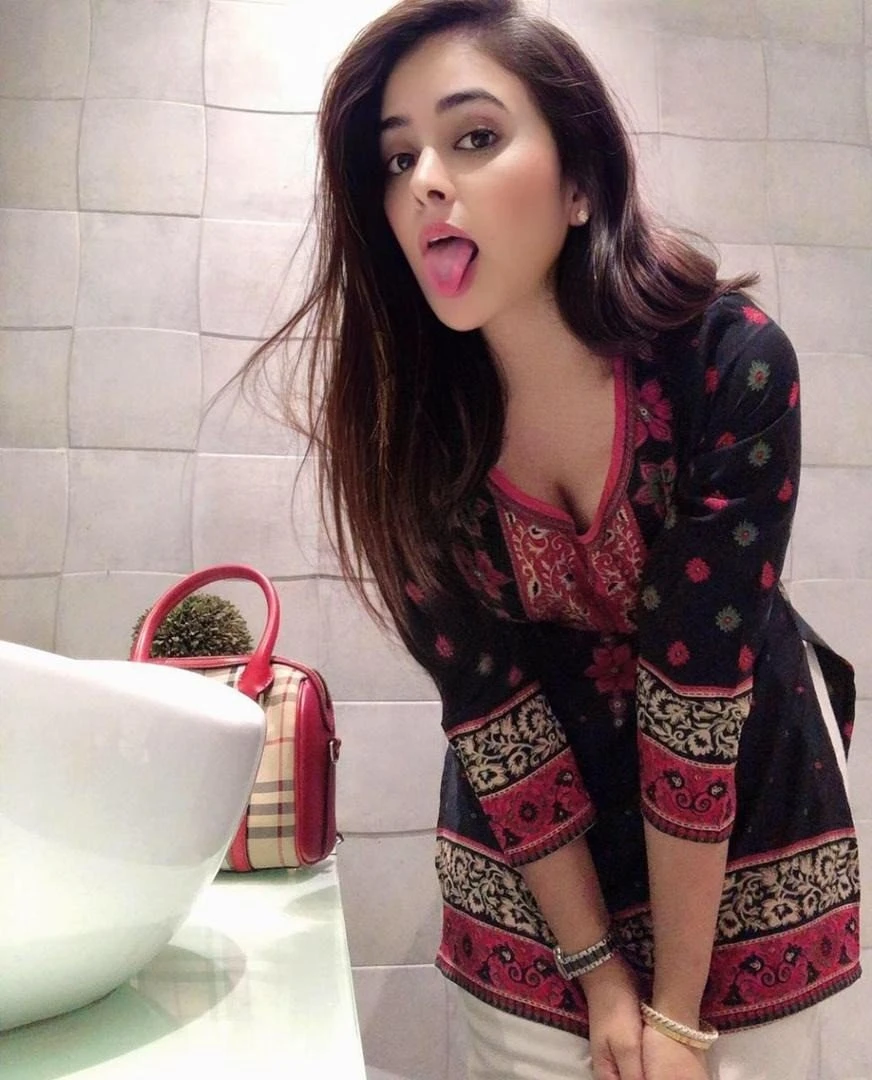 Shikha High Class Escort Girls – Indian escort in Chandigarh — 1 / 5
