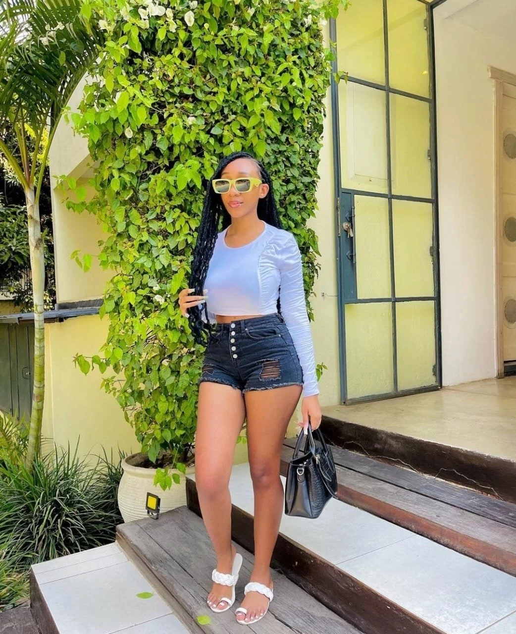 Bella – South African escort in Chandigarh — 1 / 4