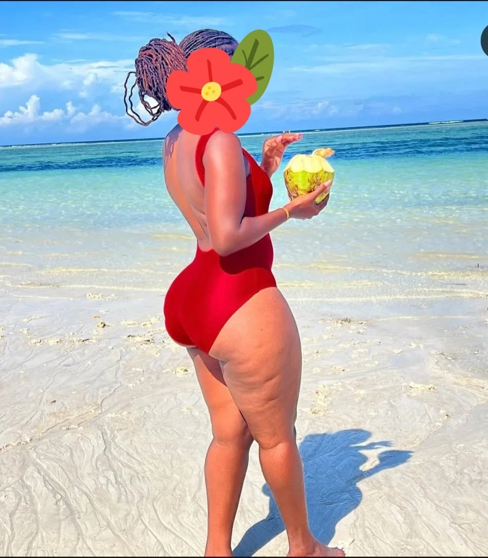 Yummie – Zambian escort in Ahmedabad — 3 / 5